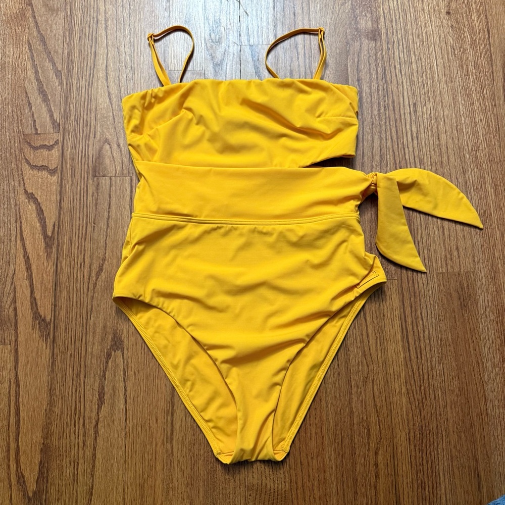 Zimmerman Knotted cutout bandeau swimsuit in saffron size 8 - Picture 3 of 16